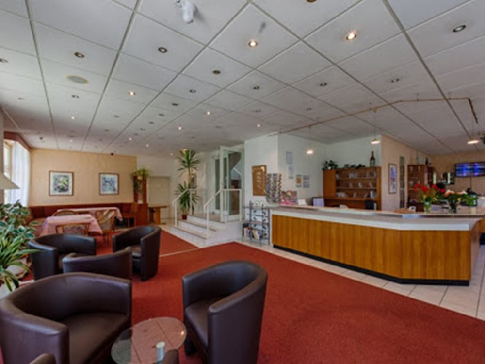 Comfort Hotel Bernau Бернау-бай-Берлін Екстер'єр фото